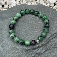 Load image into Gallery viewer, Ruby zoisite stretch bracelet
