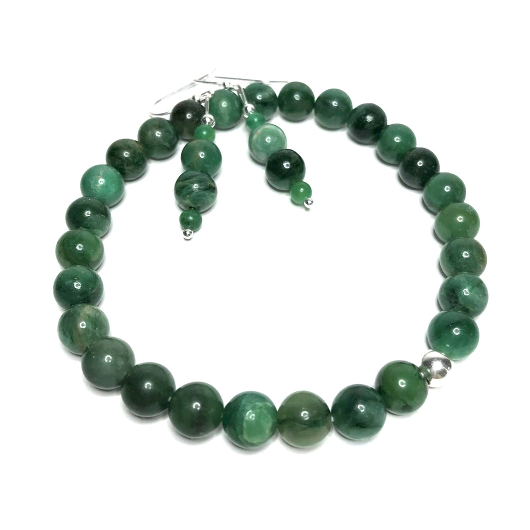 African Jade beaded bracelet with matching drop earrings