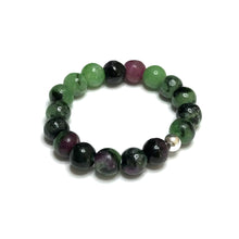 Load image into Gallery viewer, Ruby zoisite stretch bead ring
