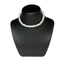 Load image into Gallery viewer, Howlite beaded choker
